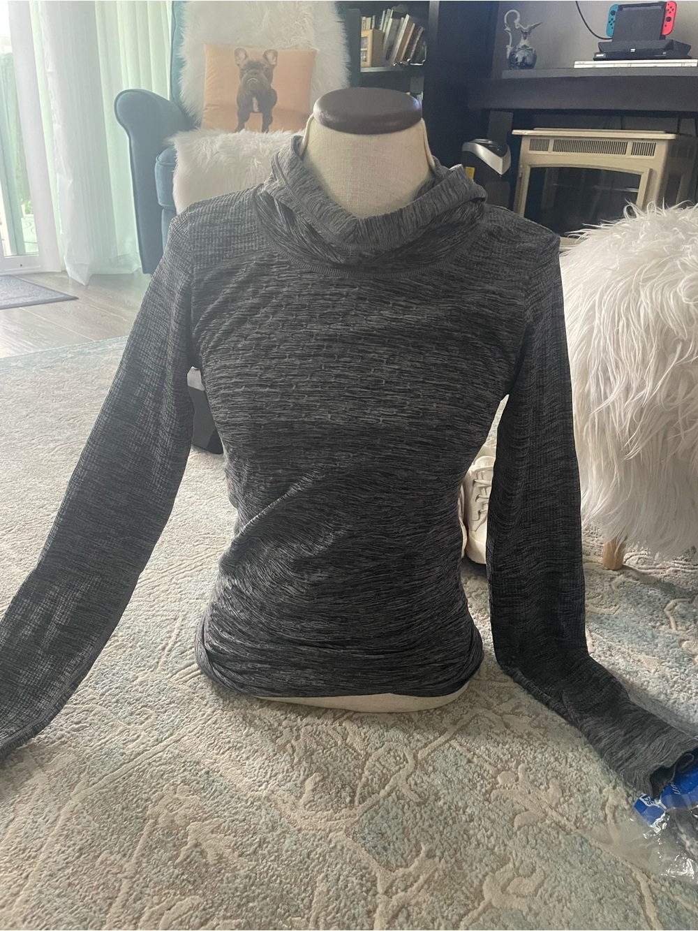 Athleta Dark Heather Gray Long-Sleeve Pullover S